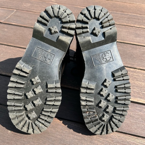 Dr Martens Vegan Jadon II Boot Mono Platforms EUC - Picture 5 of 8